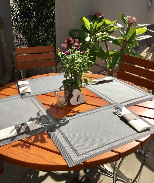 Hotel Restaurant Am Kellhof Hilzingen Exterior foto